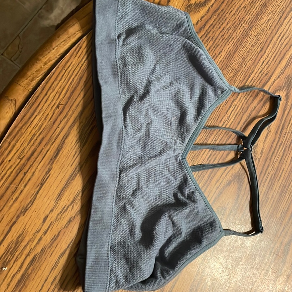 Sports bra